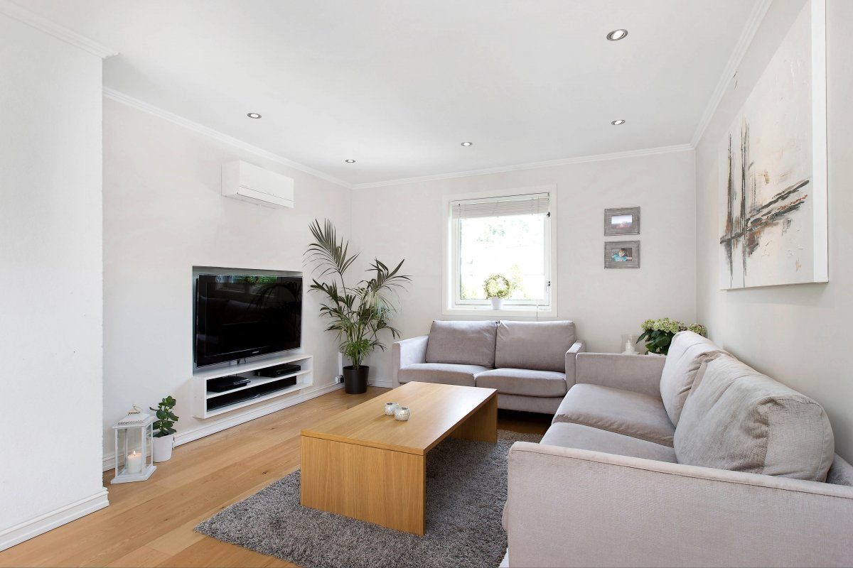 Väggmonterad mini rekuperator Mitsubishi VL-100EU5-E med styrning